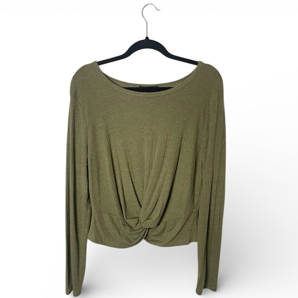 Forever 21 Tops - Olive Green Women's Knot Front Top